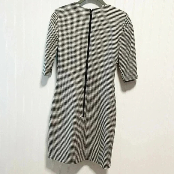 ALICE + OLIVIA Delora Houndstooth Check Dress - Picture 9 of 9